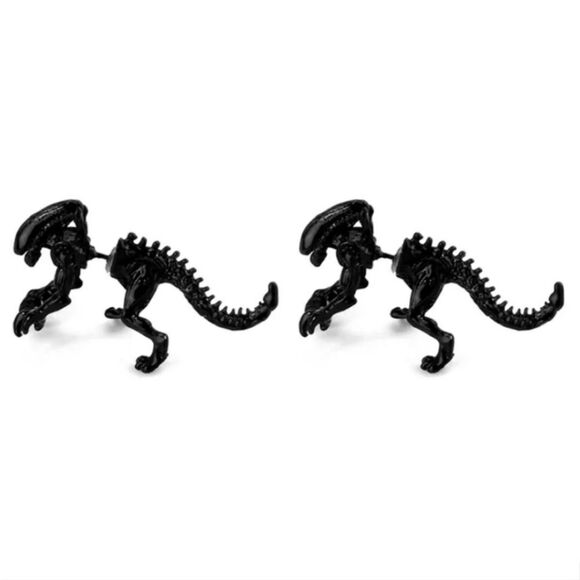 Alien Vs. Predator Earrings - Picture 4 of 6